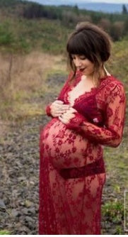 セクシーなマタニティワンピース